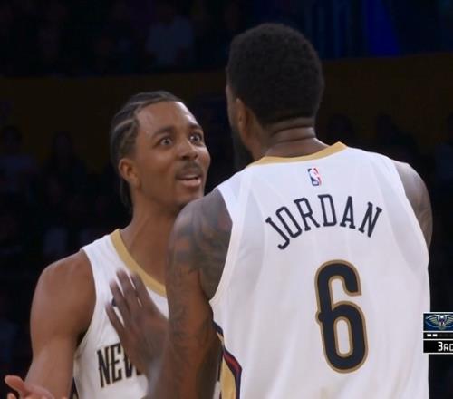 罗尔费斯获,卡皮耶赞誉,拼搏抗压显,宝威体育官网,宝威体育直播,体育赛事直播,足球直播