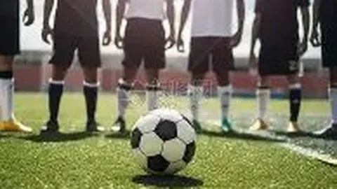 蓝月亮4-0横扫红军利物浦，新任英超王者遭痛击