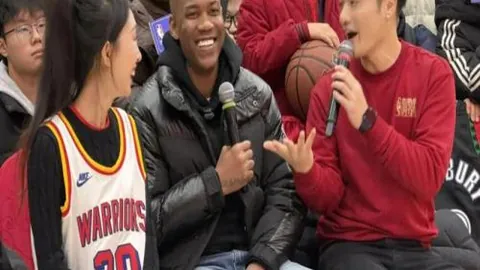 激情对决：实力悬殊！利雅得新月挑战费哈，谁能脱颖而出？